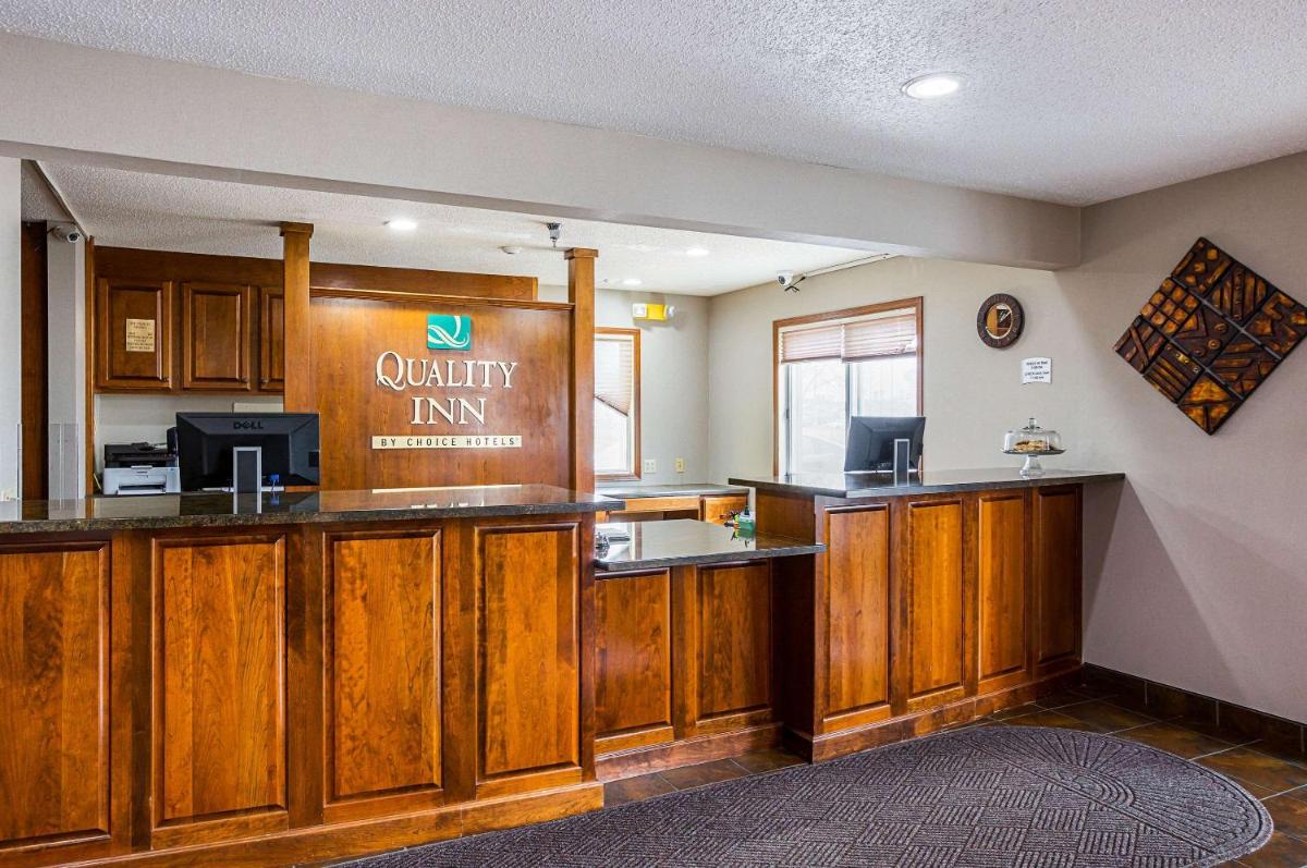 Quality Inn Mitchell - main image