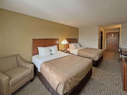 Quality Inn Mitchell - image 18