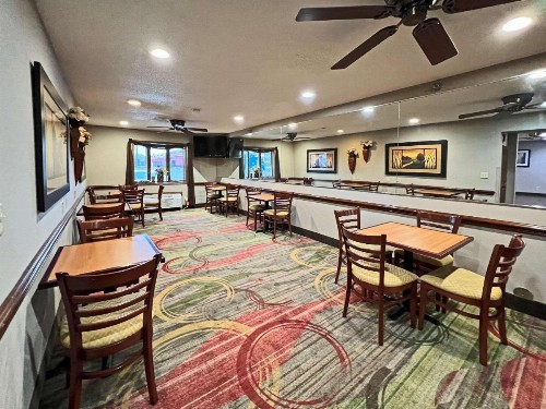 Quality Inn Mitchell - image 31