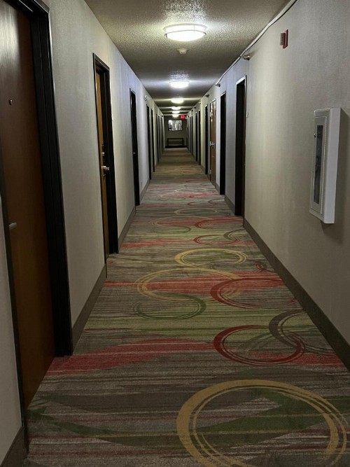 Quality Inn Mitchell - image 44