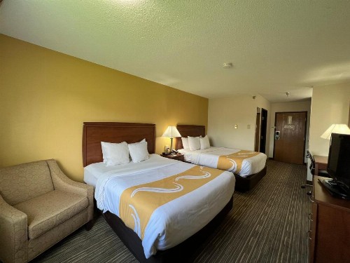Quality Inn Mitchell - image 48
