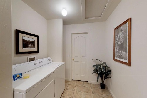 Rim Village H4 - image 12