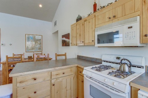 Rim Village Two-Bedroom - image 10