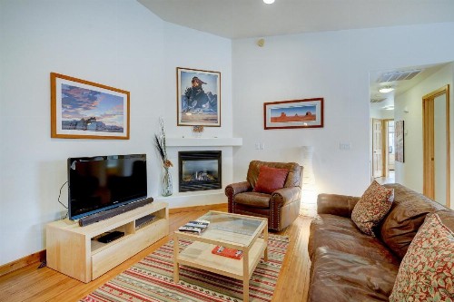 Cottonwoods 405 - image 1