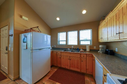 Rim Village D4 - image 8