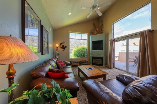 Rim Village D4 - image 9