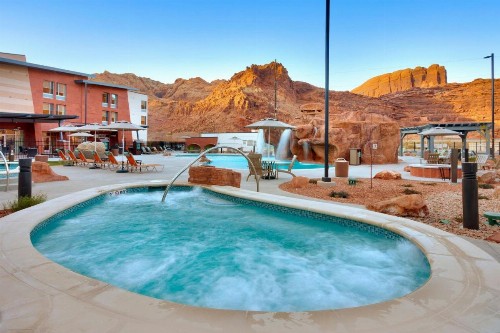 SpringHill Suites by Marriott Moab - image 26