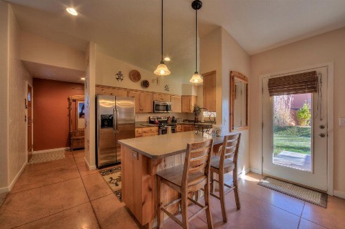 Oleander Place - image 36