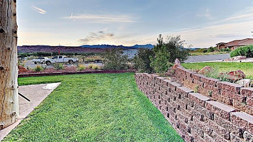 Village Place - image 29