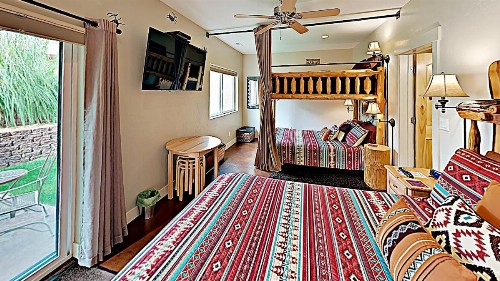 Village Place - image 47