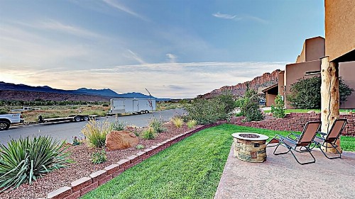 Village Place - image 50