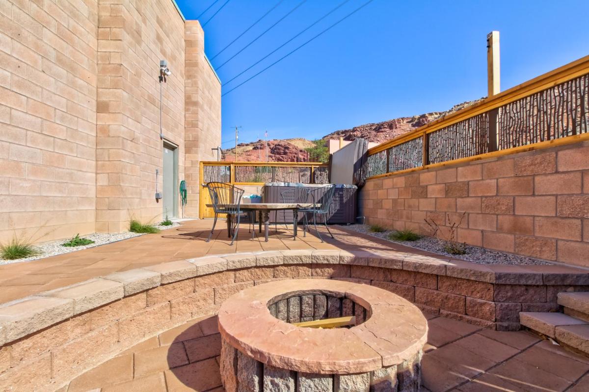 Bella Casa Retreat - Entire home - image 6