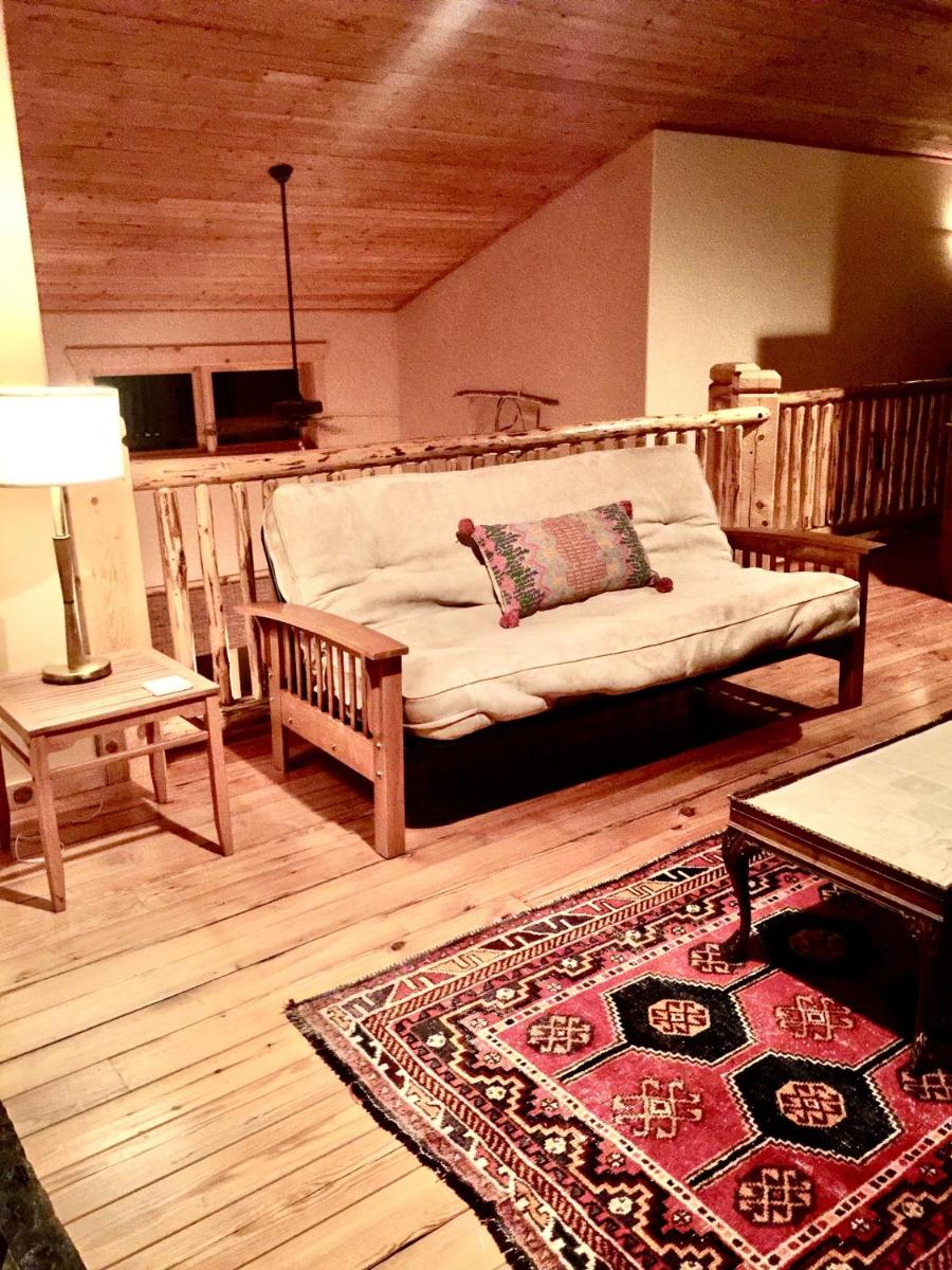 The Sanctuary by the Golf Course - image 7