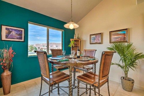 Moab Townhome with Patio - 11 Mi to Arches NP! - image 12