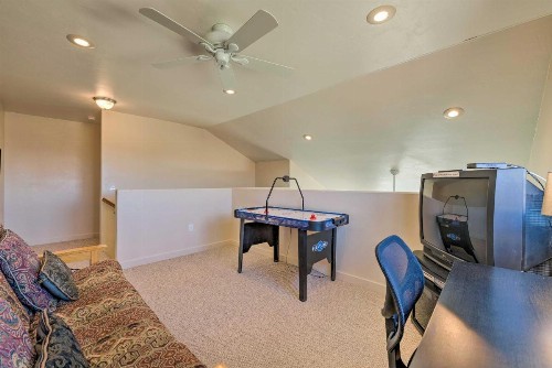 Moab Townhome with Patio - 11 Mi to Arches NP! - image 7