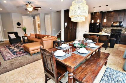 Sleeps 51 Pet Friendly Townies Poolside - Entrada 417 421 425 and 429 - image 26