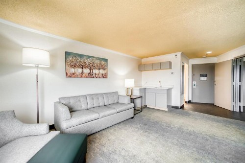 Holiday Inn Mobile Downtown Historic District an IHG Hotel - image 16