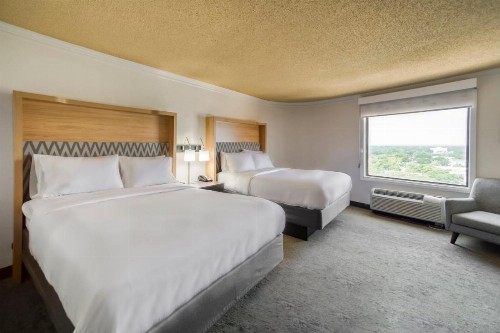 Holiday Inn Mobile Downtown Historic District an IHG Hotel - image 25
