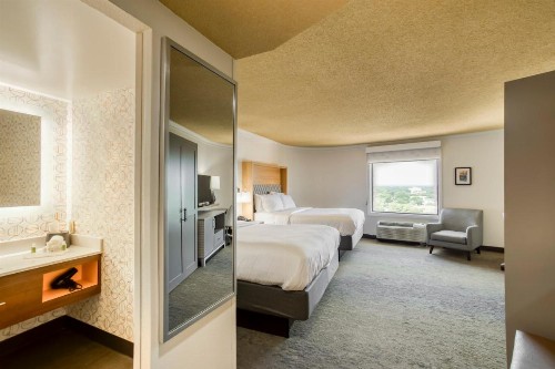 Holiday Inn Mobile Downtown Historic District an IHG Hotel - image 30
