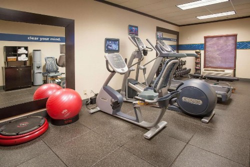 Hampton Inn & Suites Mobile Providence Park/Airport - image 3