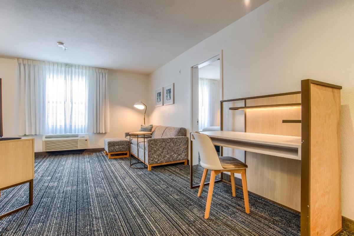 TownePlace Suites Mobile - image 3
