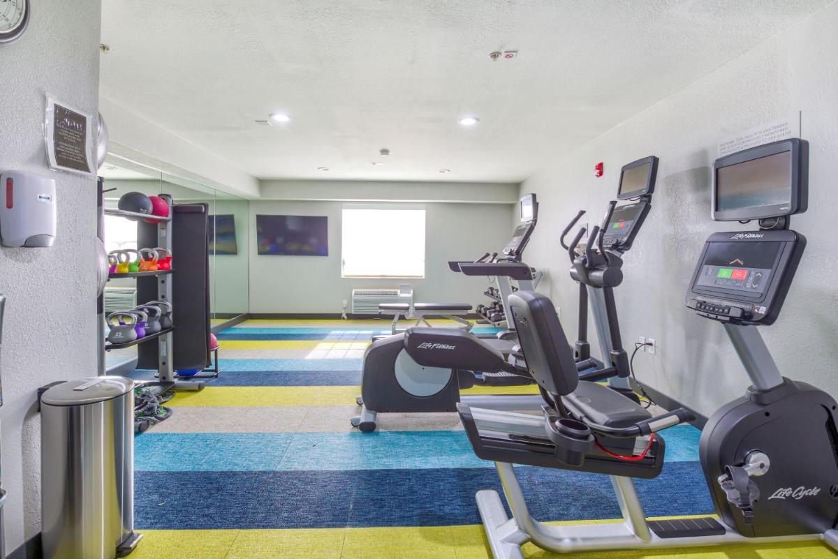 TownePlace Suites Mobile - image 4