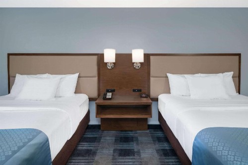 Wingate By Wyndham - Mobile - image 43