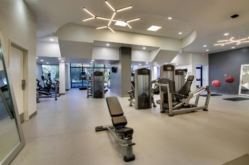 Mobile Marriott - image 37