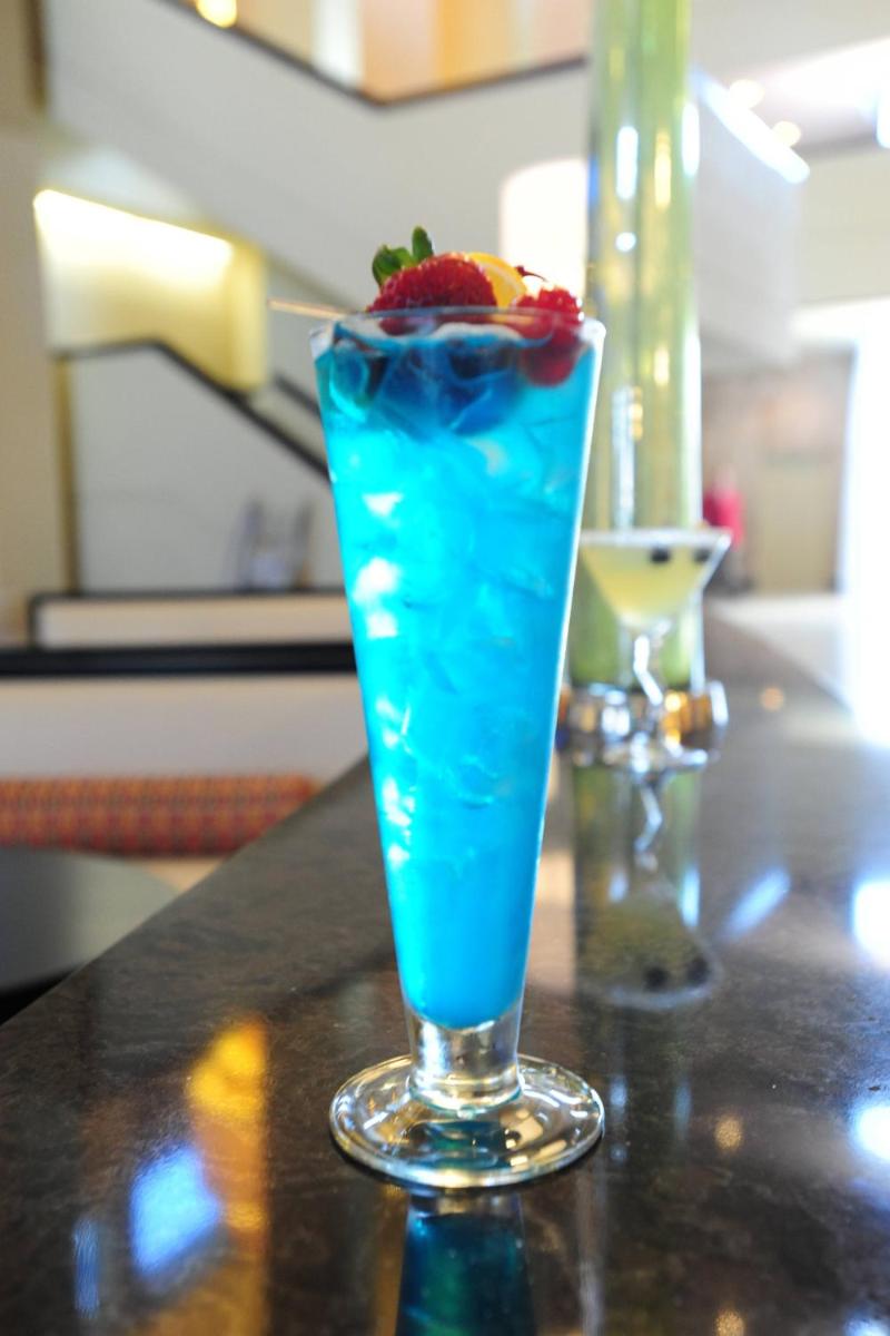 Mobile Marriott - image 5