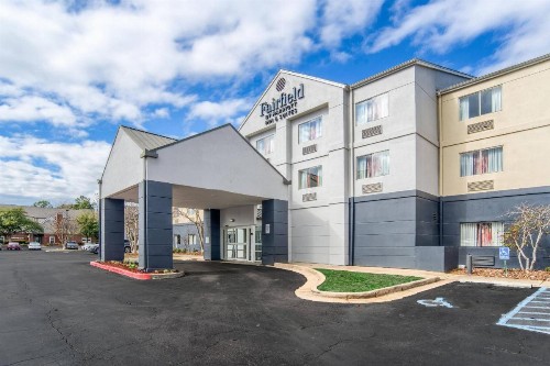 Fairfield Inn and Suites Mobile - image 1