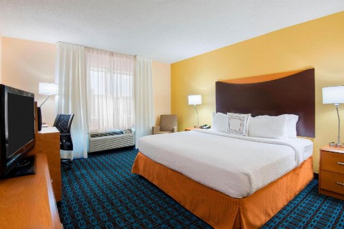 Fairfield Inn and Suites Mobile - image 23