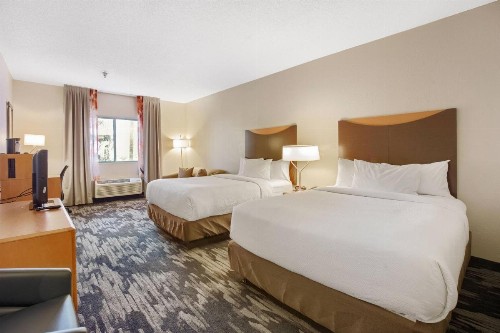 Fairfield Inn and Suites Mobile - image 25