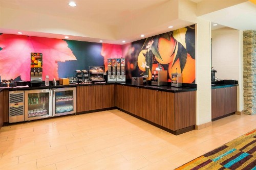 Fairfield Inn and Suites Mobile - image 3