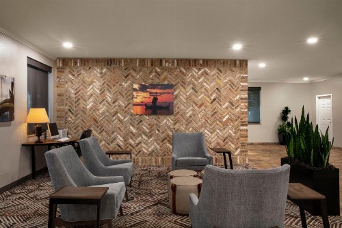Candlewood Suites Mobile-Downtown an IHG Hotel - image 16