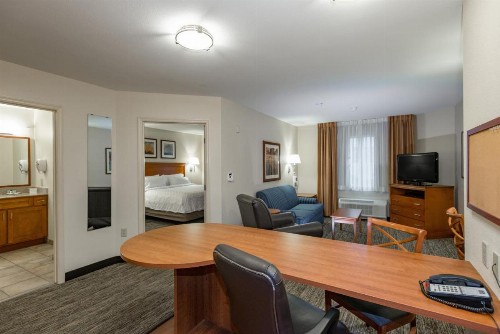 Candlewood Suites Mobile-Downtown an IHG Hotel - image 24