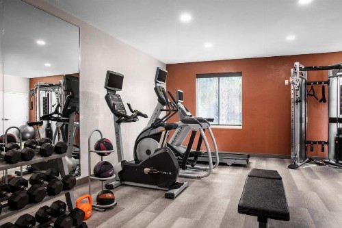 Candlewood Suites Mobile-Downtown an IHG Hotel - image 30