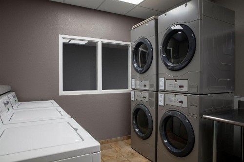 Candlewood Suites Mobile-Downtown an IHG Hotel - image 31