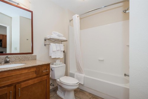Candlewood Suites Mobile-Downtown an IHG Hotel - image 5