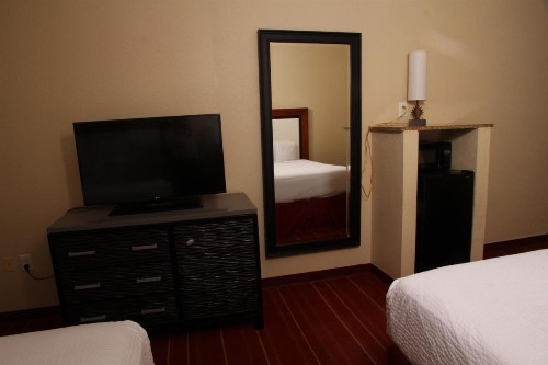 Days Inn by Wyndham North Mobile - image 19