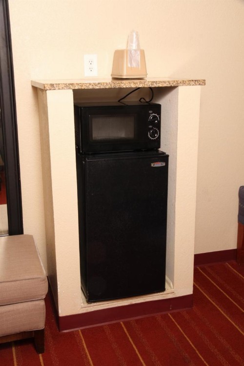 Days Inn by Wyndham North Mobile - image 21