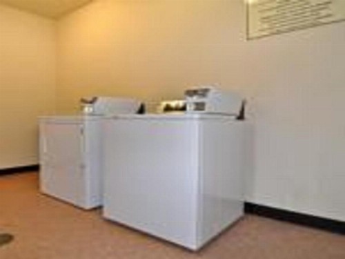 Days Inn by Wyndham North Mobile - image 27