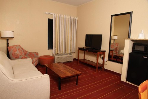 Days Inn by Wyndham North Mobile - image 33