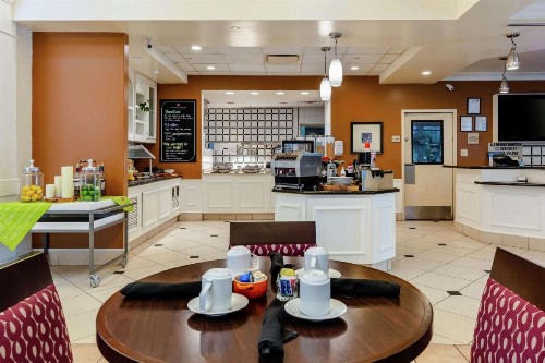 Hilton Garden Inn Mobile West I-65 Airport Boulevard - image 45