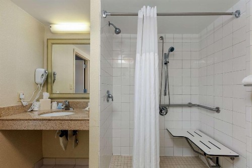 Hilton Garden Inn Mobile West I-65 Airport Boulevard - image 6