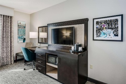 Hampton Inn & Suites Mobile - Downtown Historic District - image 35