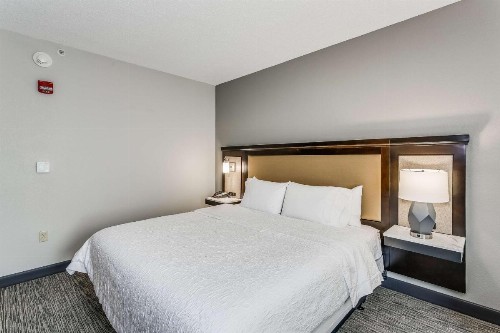 Hampton Inn & Suites Mobile - Downtown Historic District - image 36