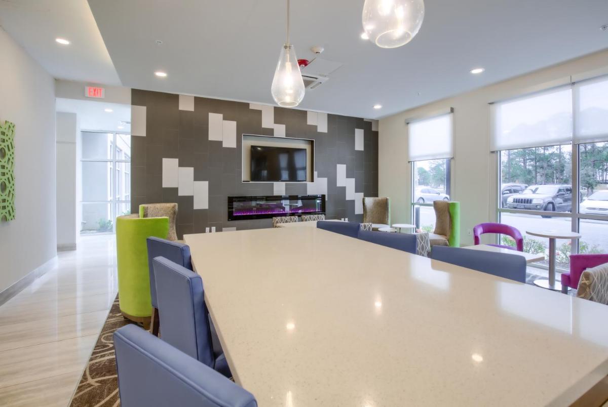 La Quinta by Wyndham Mobile - image 6