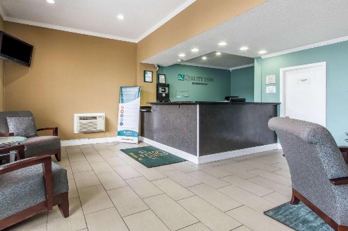 Quality Inn Downtown Historic District - image 24