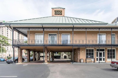 Quality Inn Downtown Historic District - image 27