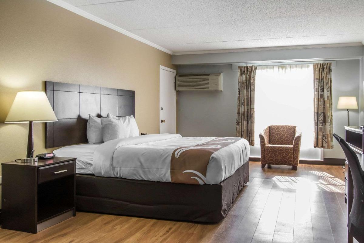 Quality Inn Downtown Historic District - image 5